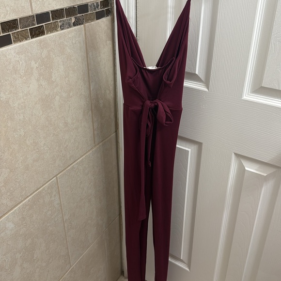 NWT Capella Burgundy Spaghetti Strap Jumpsuit - Size Large - Picture 4 of 4